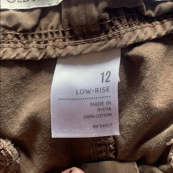 Capris - Picture 2 of 3